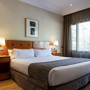 Отель Petit Palace Arturo Soria Alcala ****